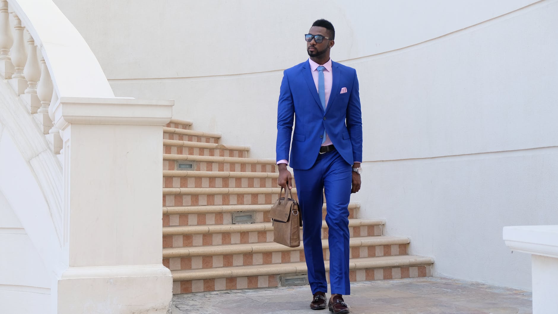 Black single men looking for marriage in a blue suit